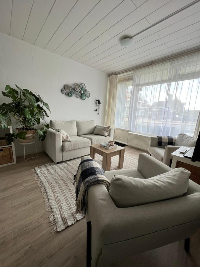 Vakantiehuisje ザウテランデ エクステリア 写真