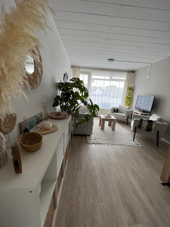 Vakantiehuisje ザウテランデ エクステリア 写真